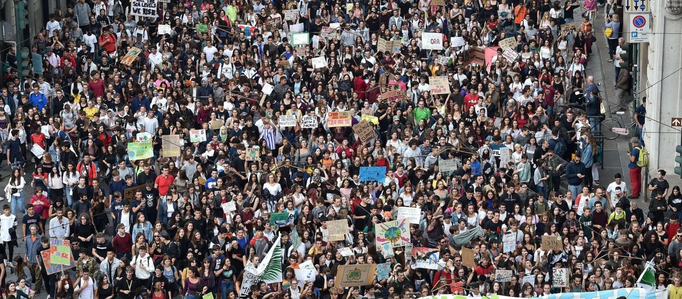 Ανγκόλα: Στρατιώτης άνοιξε πυρ σε έφηβο που συμμετείχε σε διαδήλωση και δεν φορούσε μάσκα
